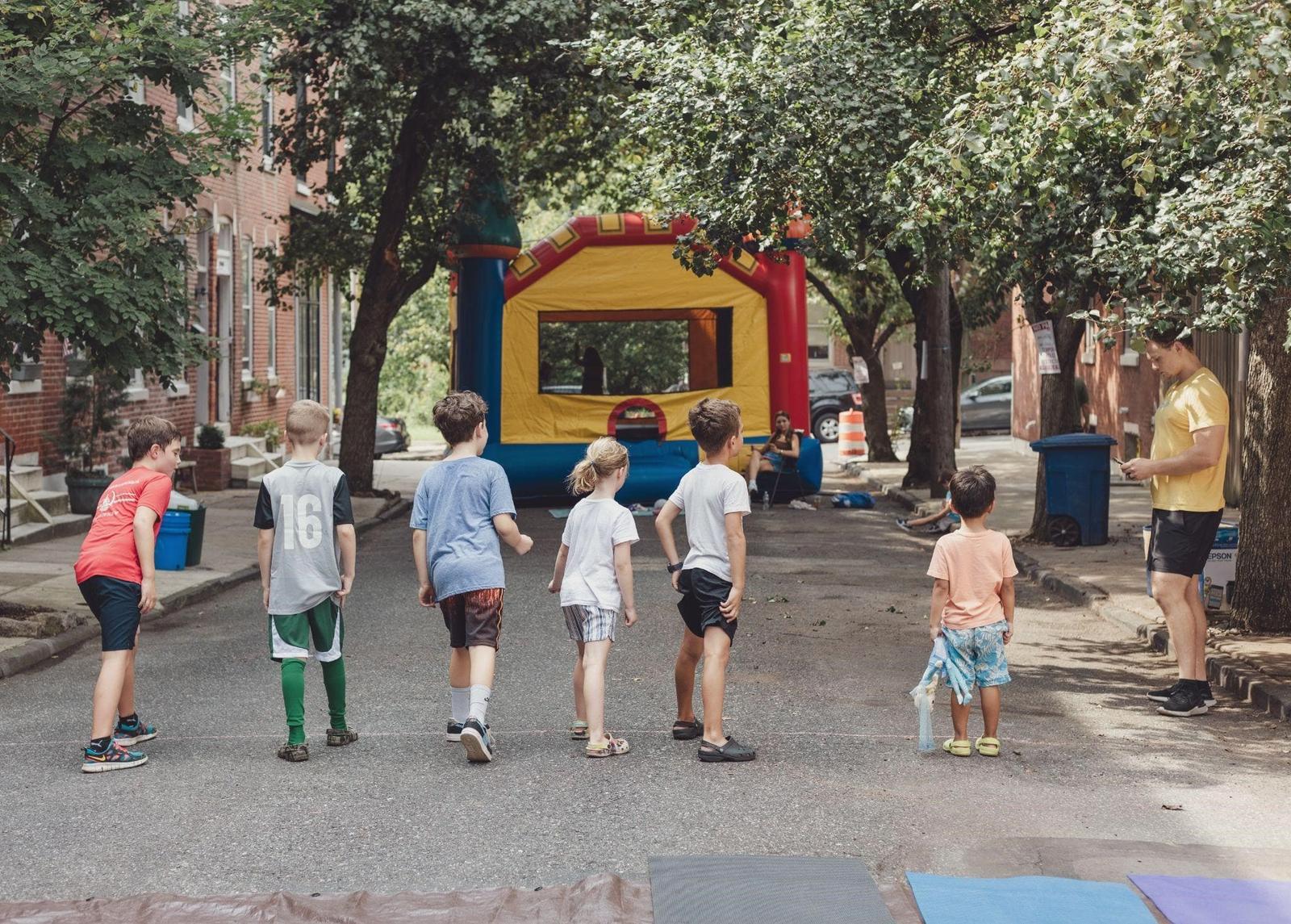 Outdoor Fitness Games for Kids That Actually Tire Them Out 5 Red Light, Green Light for outdoor activities for kids